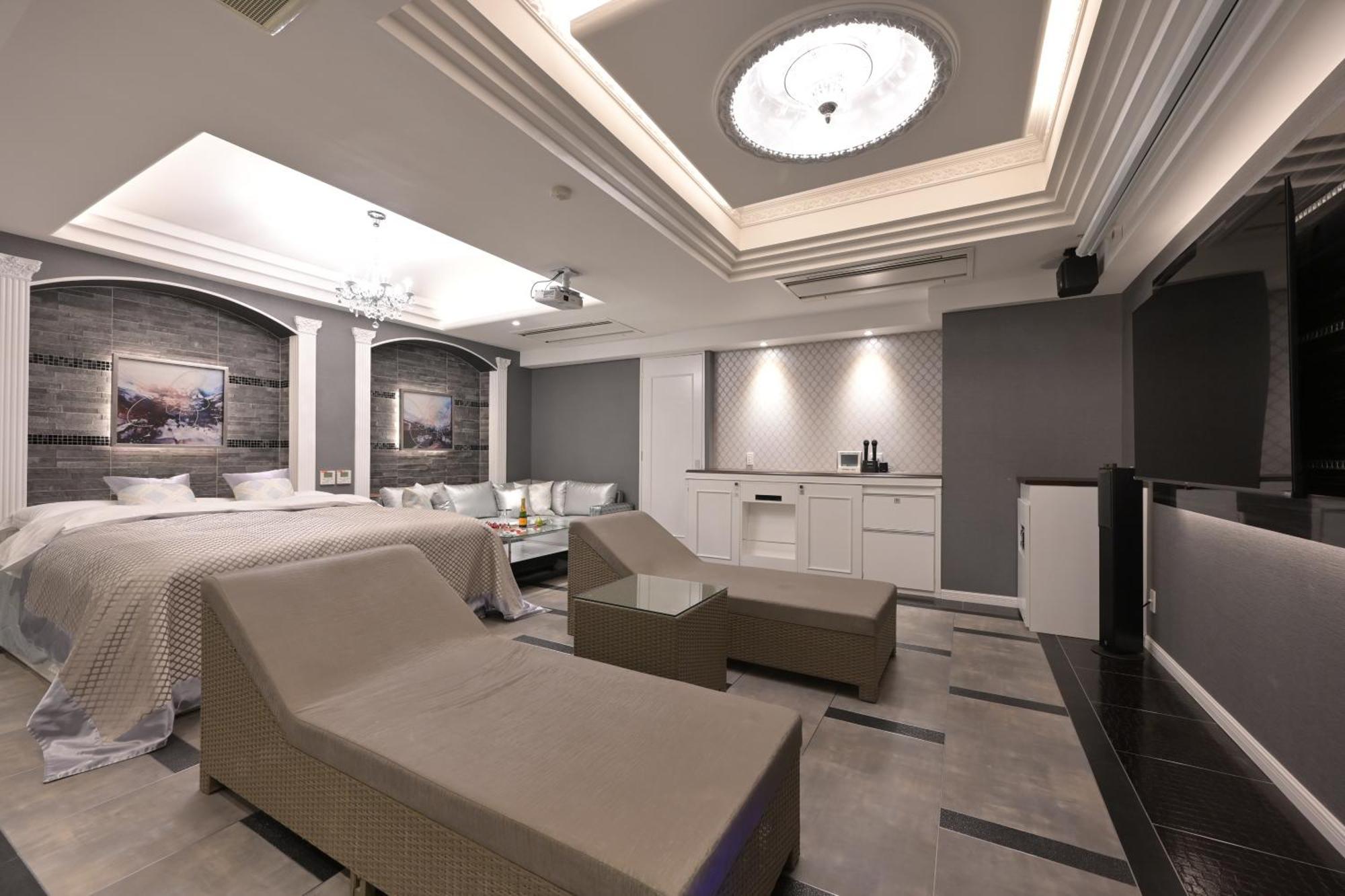 Hotel Crystal Gate Nagoya - Couple Hotel (Adults Only) 外观 照片